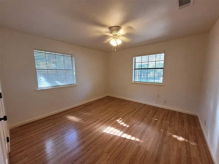 306 E Anderson Ave — Photo 12