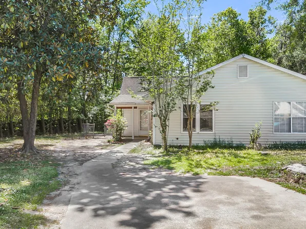 9520 S Cardinal Dr, Ladson, SC 29456