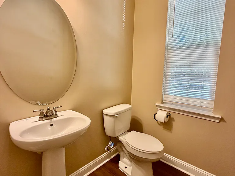 121 Walnut Cove Dr #D — Photo 7