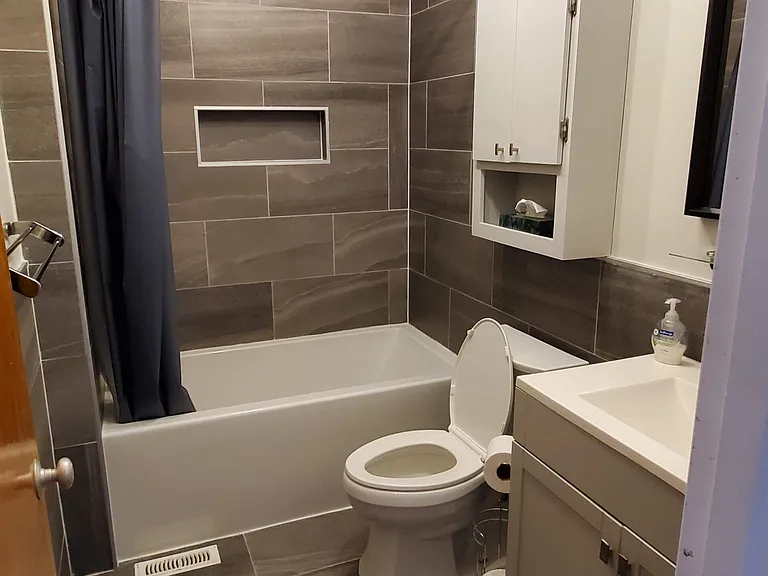 412 Mountainview Dr #MAIN FLOOR — Photo 8