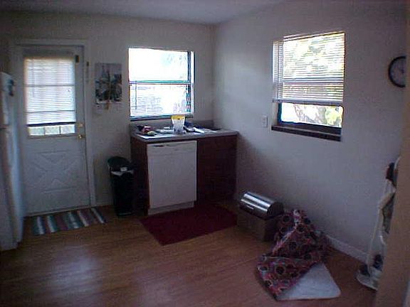 5th image of 5406 S Elkins Ave