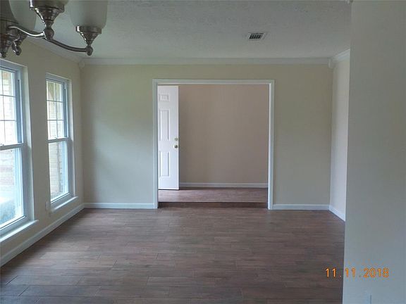 3rd image of 11215 Sagewind Dr