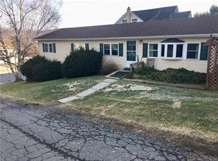 308 S Walnut St, Slatington, PA 18080