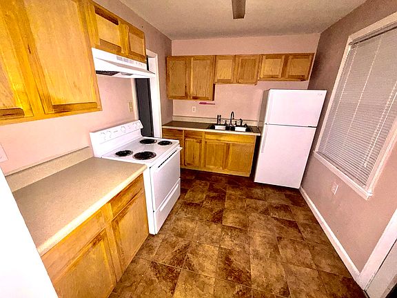 5th image of 3047 Acorn Road