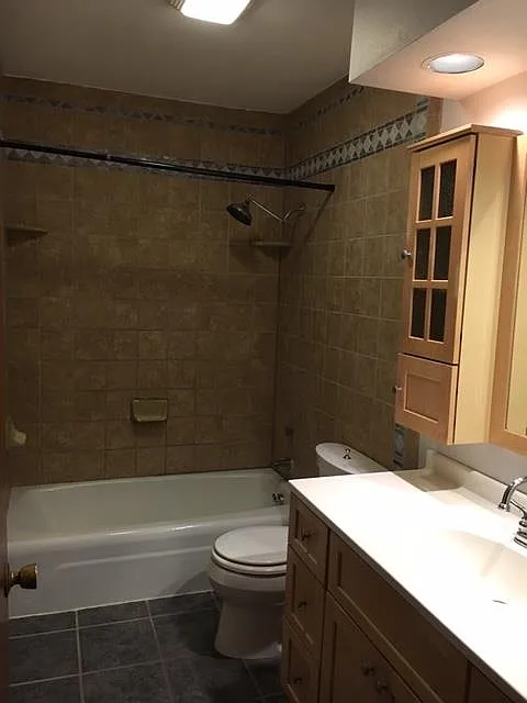 Main Bathroom