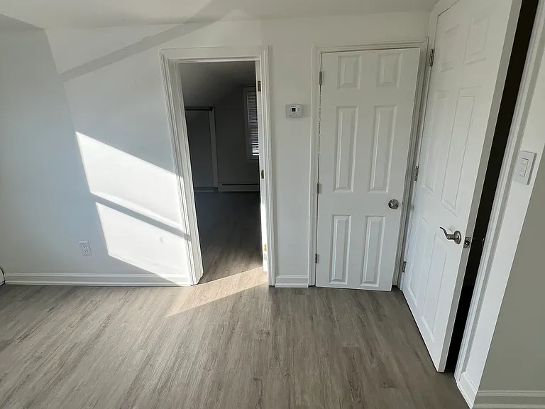 1522 E Main St #A — Photo 16