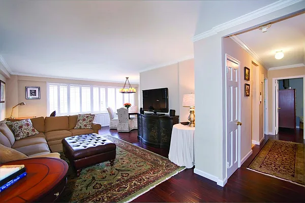 Sold by Stribling | media 16