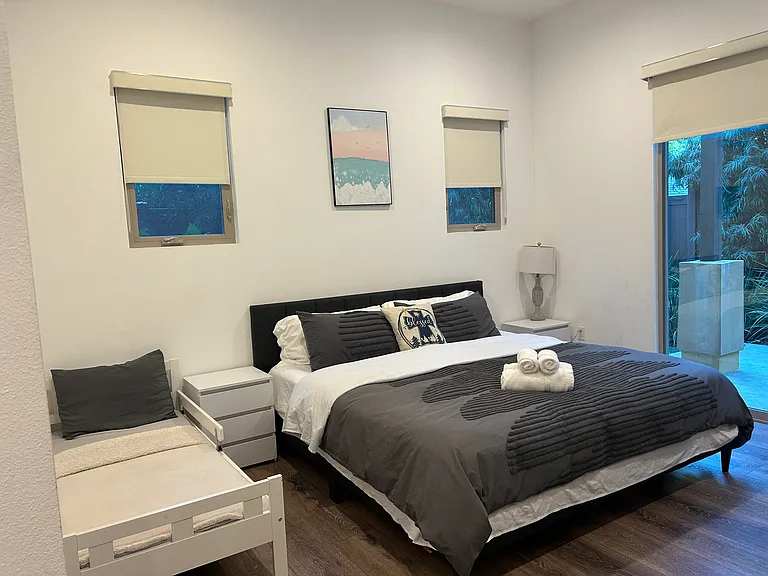 Master bedroom 2