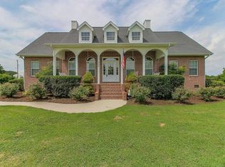304 Zachary Rd, Blaine, TN 37709
