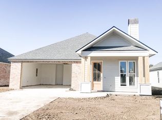 106 San Sebastian Dr, Youngsville, LA 70592