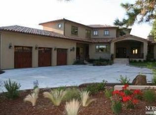 556 Trumbull Ave, Novato, CA 94947