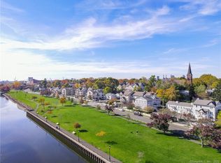 128 Front St #128, New Haven, CT 06513