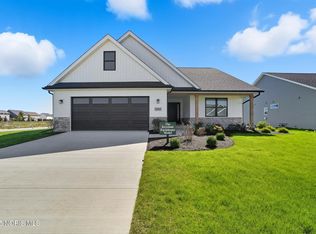 15015 Stonebridge Ln, Perrysburg, OH 43551