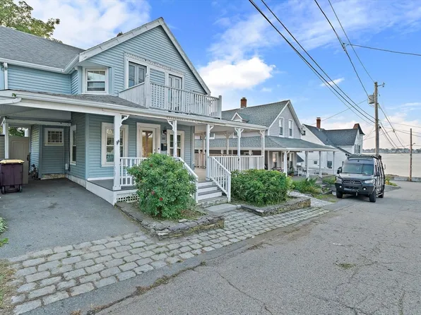 60 Holbrook Rd, Weymouth, MA 02191