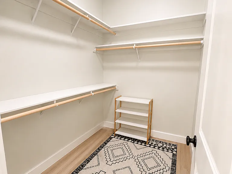 4212 Laredo Dr — Photo 10