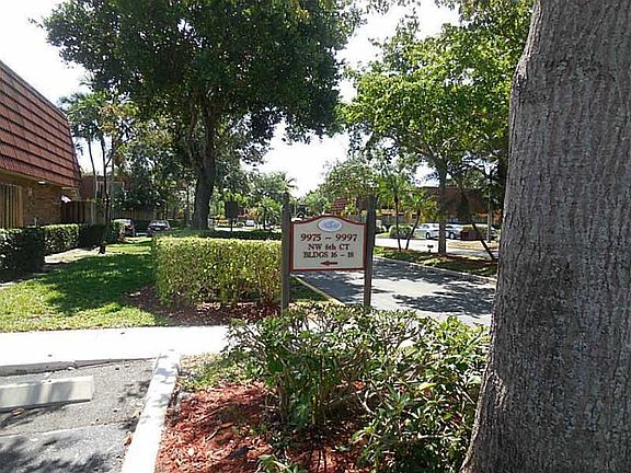 4th image of 9916 NW 6th Ct