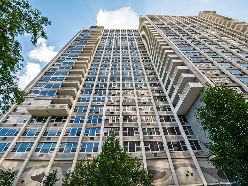 1st image of 4250 N Marine Dr APT 504