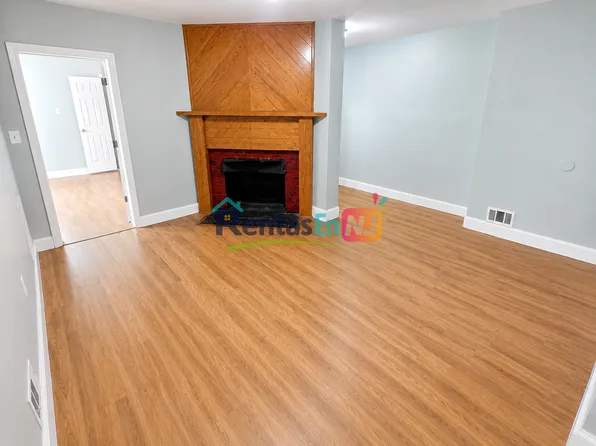135 S Clinton St Floor 1, East Orange, NJ 07018