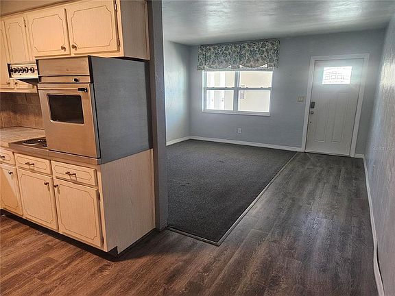 5th image of 4565 Duhme Rd APT 207