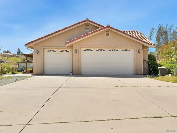 1736 Olive St, Ramona, CA 92065