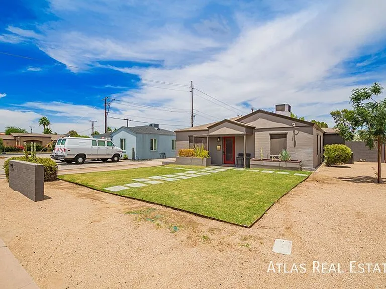 224 W Montecito Ave — Photo 5