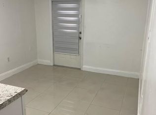 6851 SW 15th St, Miami, FL 33144