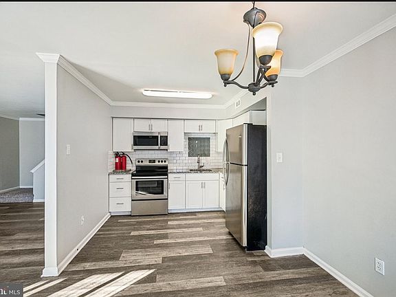 3rd image of 203 Highland Blvd