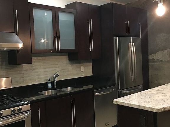 5th image of 411 W 39th St Floor 2FULL