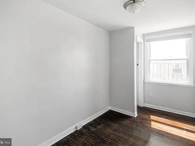 7436 Drexel Rd — Photo 7