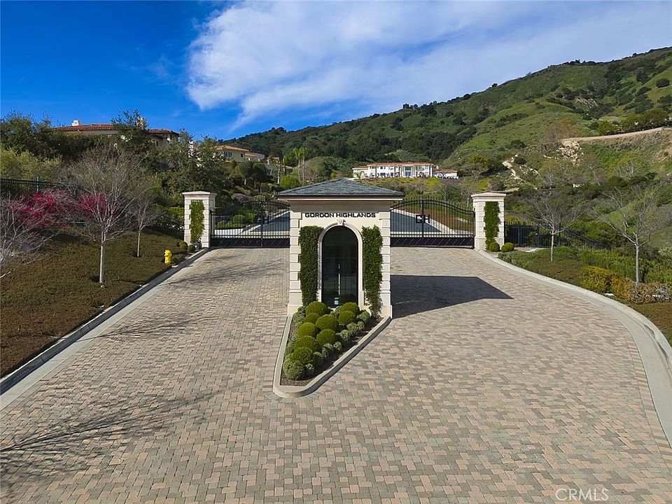 1st image of 685 Gordon Highlands Rd