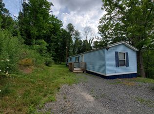 1262 Demunds Rd, Dallas, PA 18612