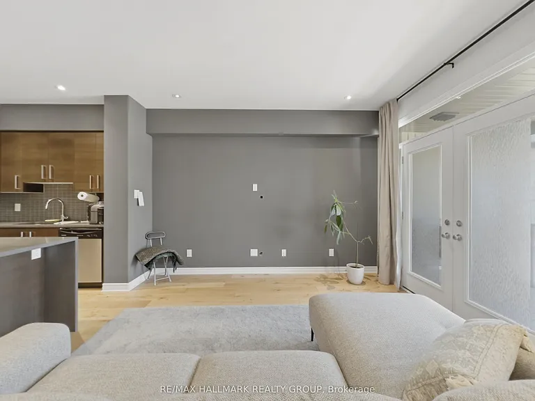 595 Compass St — Photo 11