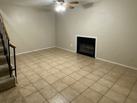 3rd image of 5520 Lewis Ct E