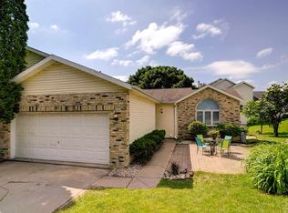 10 Edgartown Ct, Madison, WI 53719