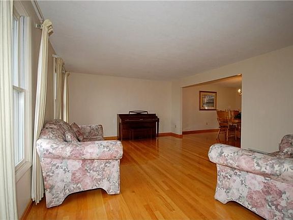 2nd image of 66 Brandywine Dr