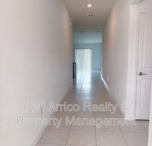 5487 Blue Azure Dr — Photo 2
