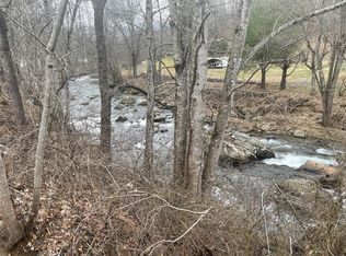 11 Northside Rd, Bakersville, NC 28705