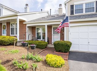 6 Old Pine Ln, Rochester, NY 14615