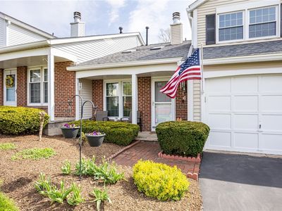 6 Old Pine Ln, Rochester, NY, 14615