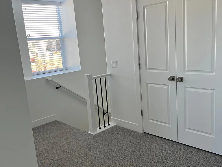 2636 E Wake Forest Ln — Photo 6