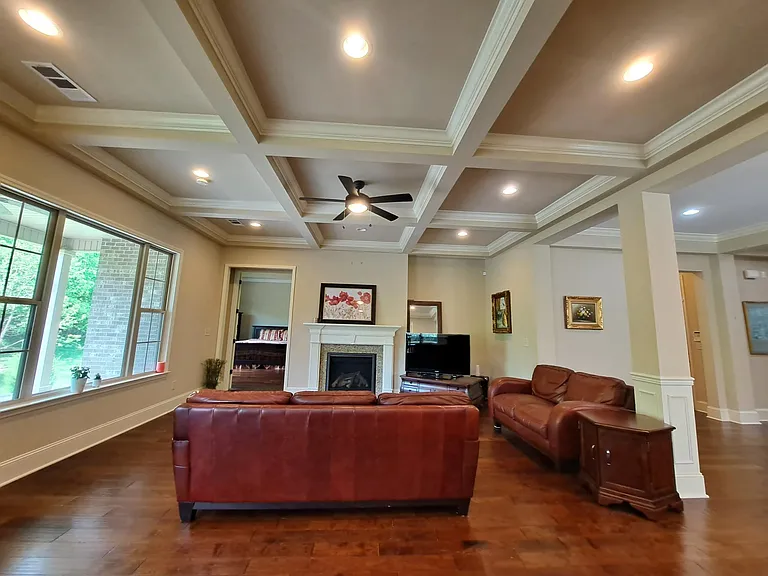 12170 Inglecrest Ln — Photo 9