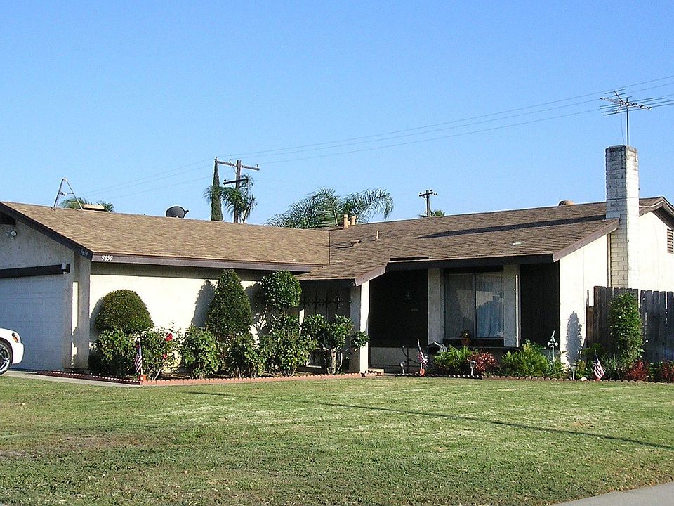 Corner lot in quiet neighborhood