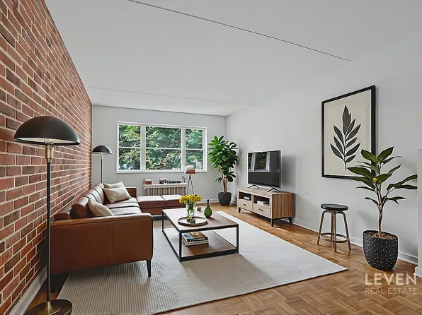 122 Prospect Park W Unit 3, Brooklyn, NY 11218