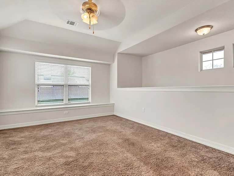 7008 Hester Rd — Photo 12