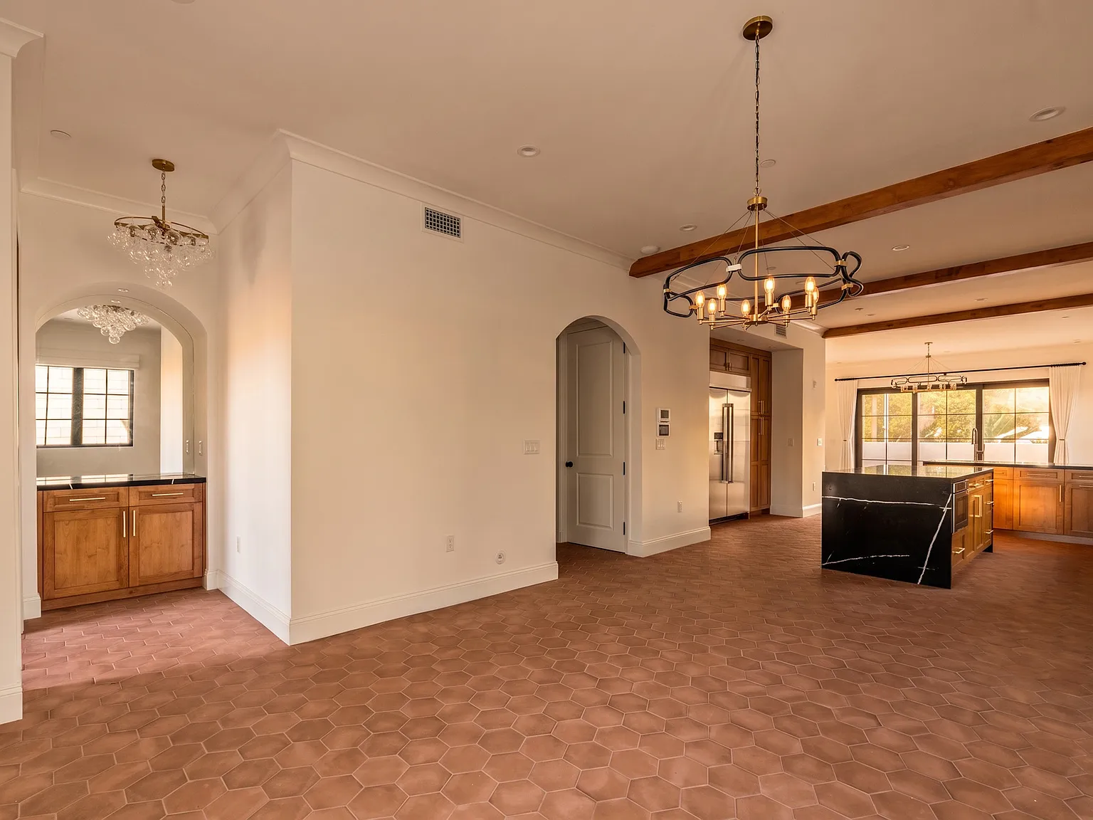 3 bed, 3.5 bath, 3000 sqft, $20,500 — Photo 4