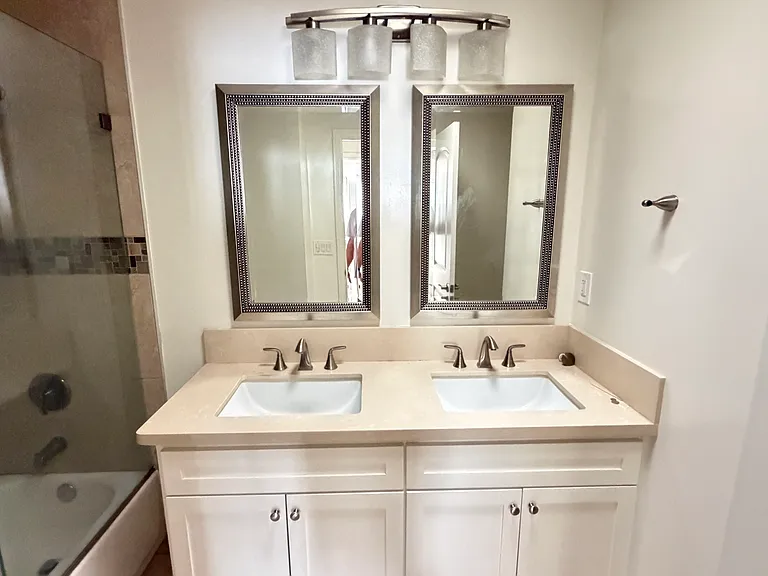 6637 Springpark Ave #6 — Photo 9