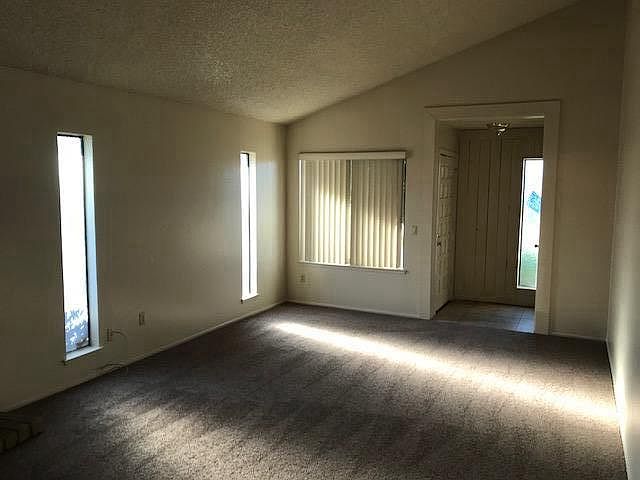 1st image of 6315 Blackstar Dr
