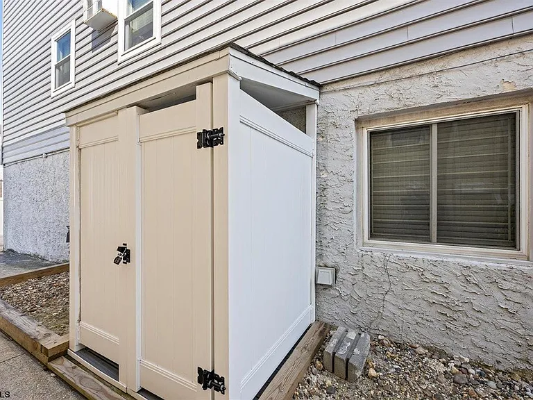 2707 Ventnor Ave #B — Photo 4