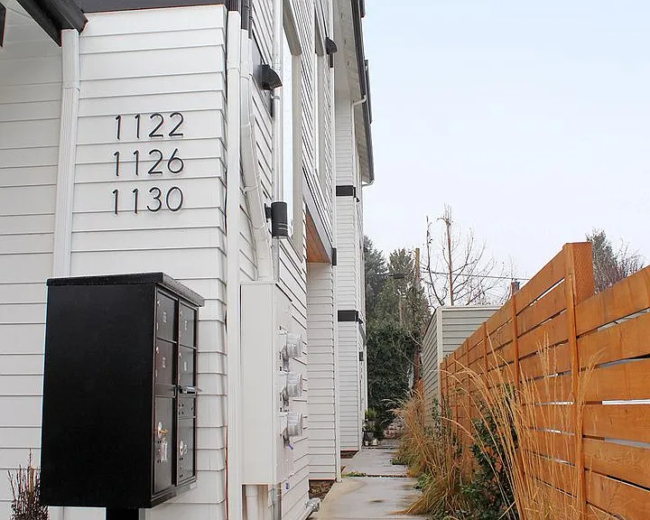 1126 SE Tenino St — Photo 3
