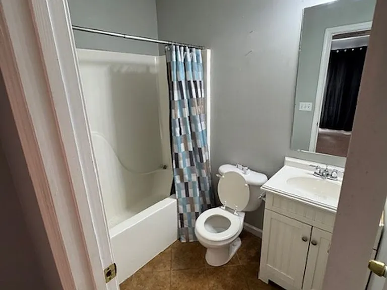121 Bilco St #4 — Photo 16
